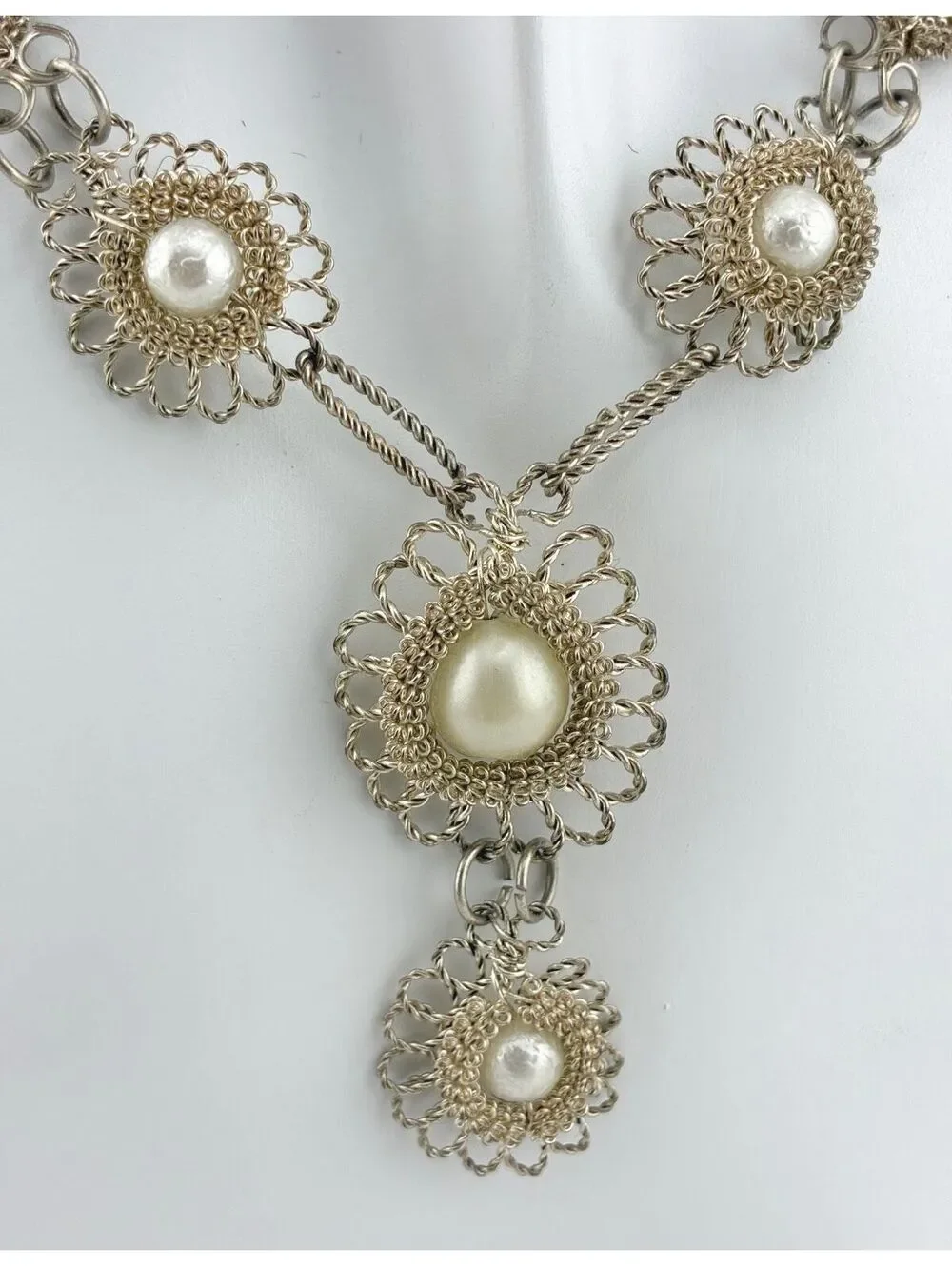 Vintage Gold Tone Filigree and Faux Baroque Pearl Necklace 18